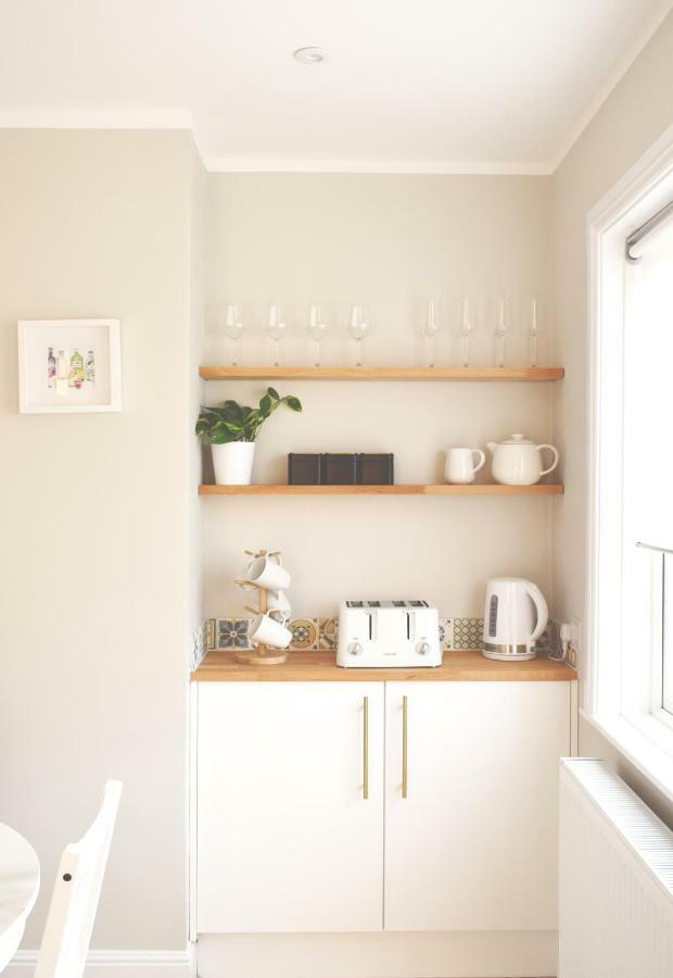 Charming Three Bed Home Near City Centre And Hospital サウサンプトン エクステリア 写真