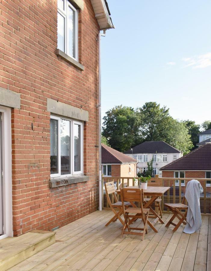 Charming Three Bed Home Near City Centre And Hospital サウサンプトン エクステリア 写真